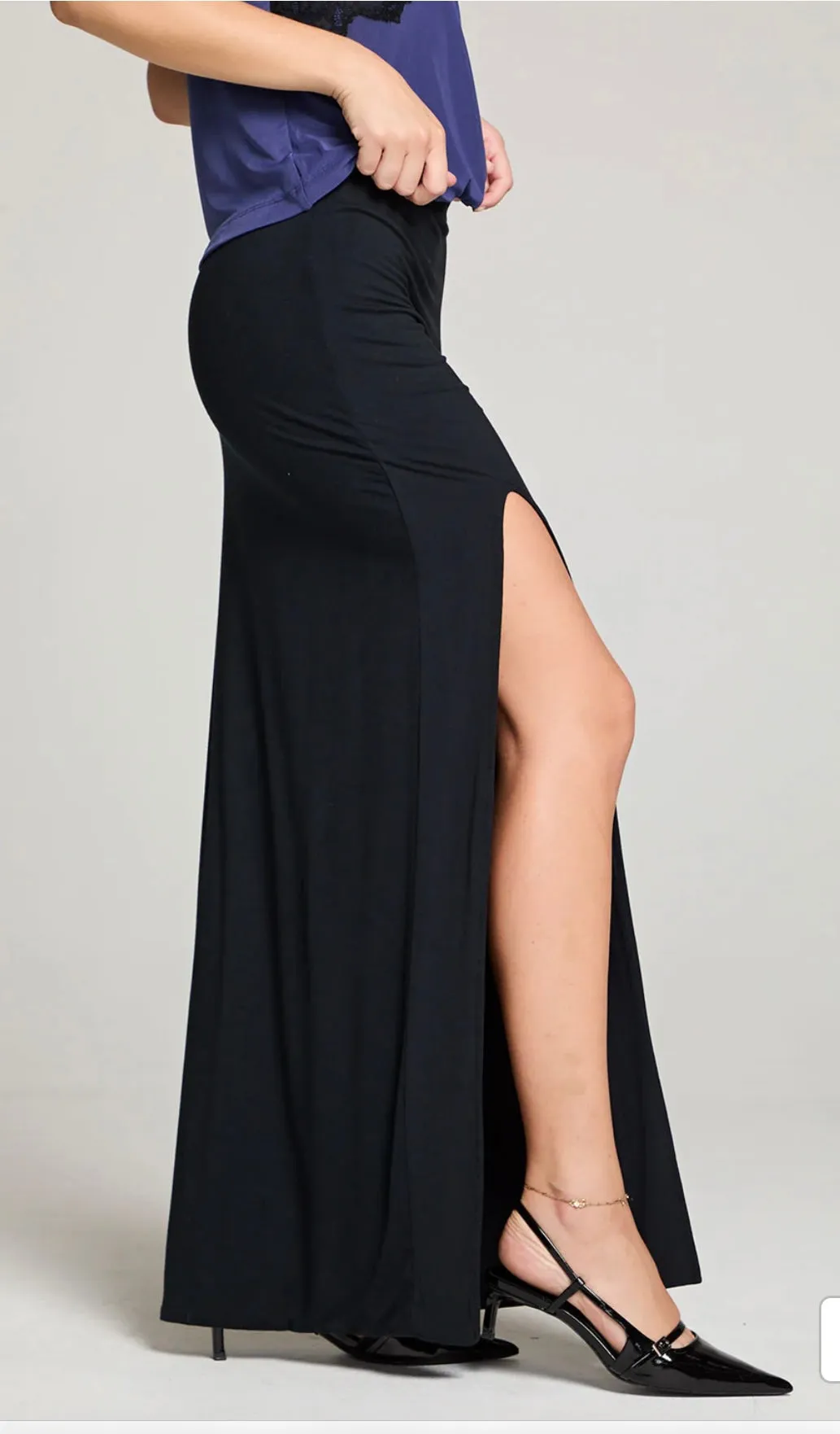 Chaser Brand Keri Black Maxi Skirt